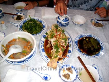 ming tombs lunch