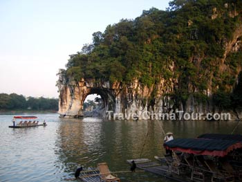 elephant trunk hill guilin