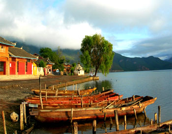 Old town of Lijiang Lugu lake