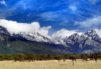 Jade dragon mountain